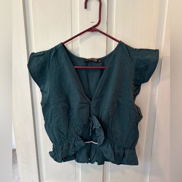 2-Piece Set: V-Neck Top, Wide Leg Bottoms - Picture 3 of 4